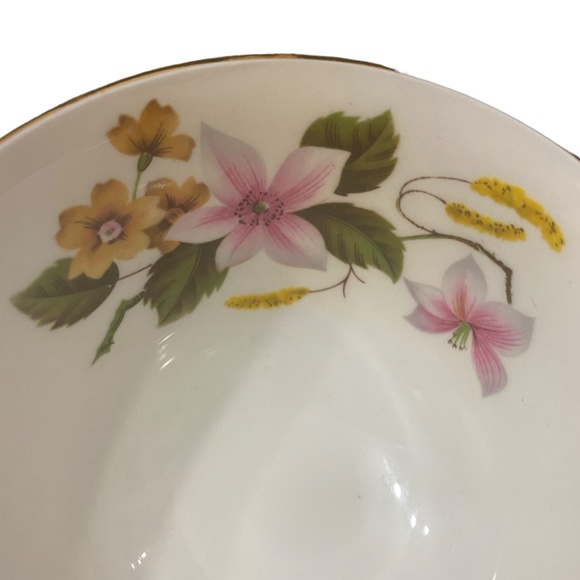 Vintage Aynsley porcelain cup & saucer, pink & yellow flowers - Picture 7 of 16
